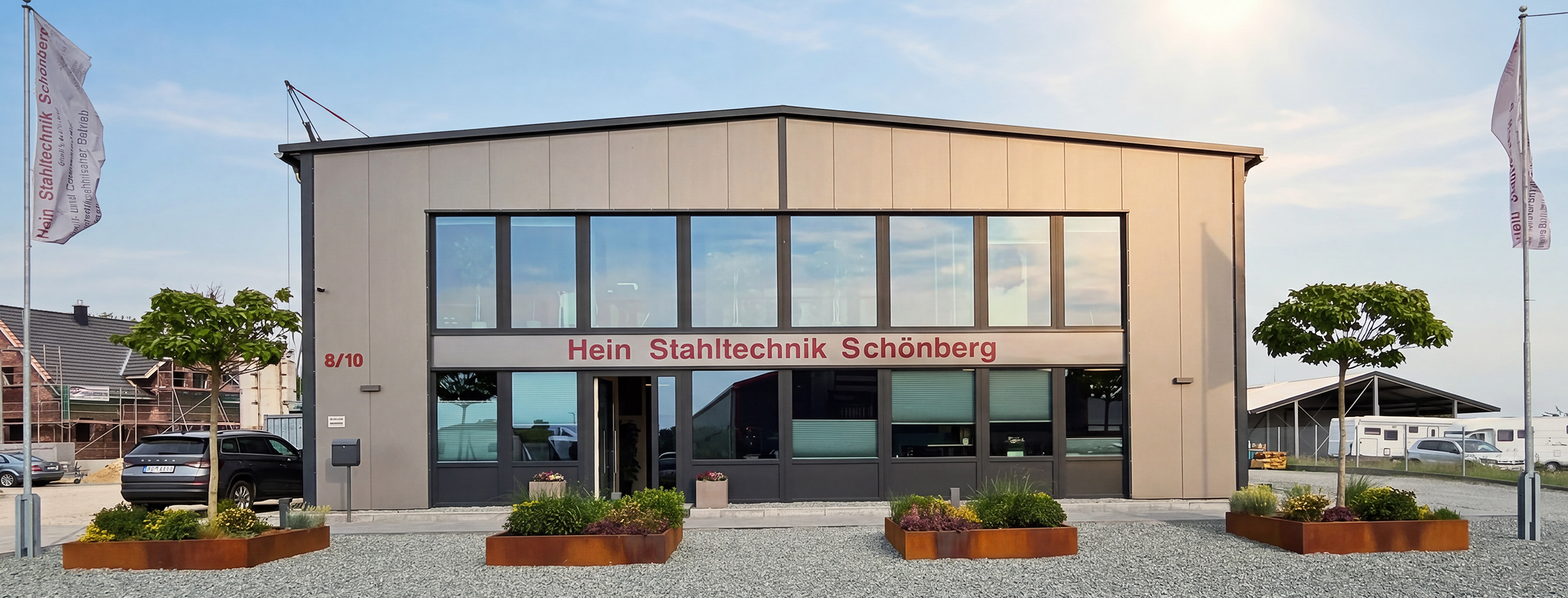 Eine Aufnahme des Firmengebäudes der Hein Stahltechnik GmbH & Co. KG